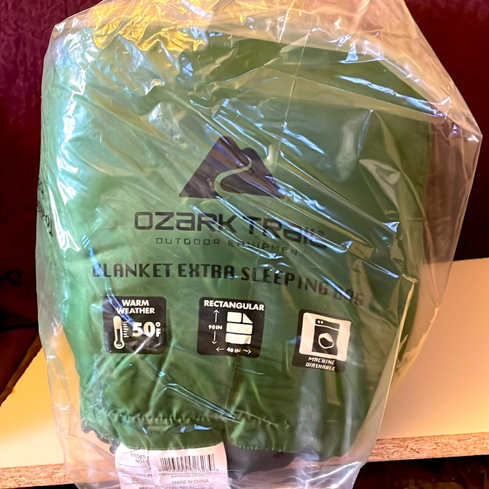 🎉HOST PICK🎉OZARK TRAIL: NEW; Blanket Extra Sleeping Bag. Rectangular, etc.